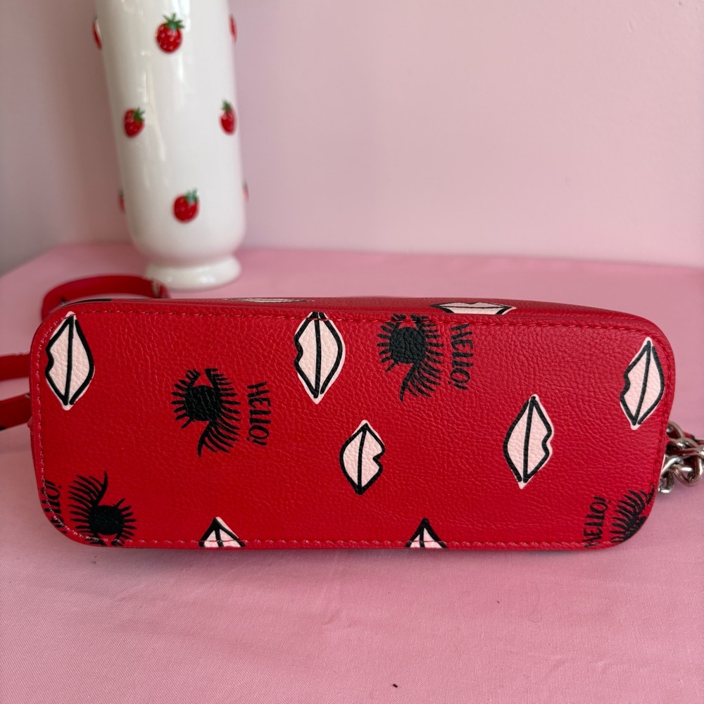 Betsey Johnson Red Crossbody Bag with Lip and Eye Design EUC - Picture 8 of 9